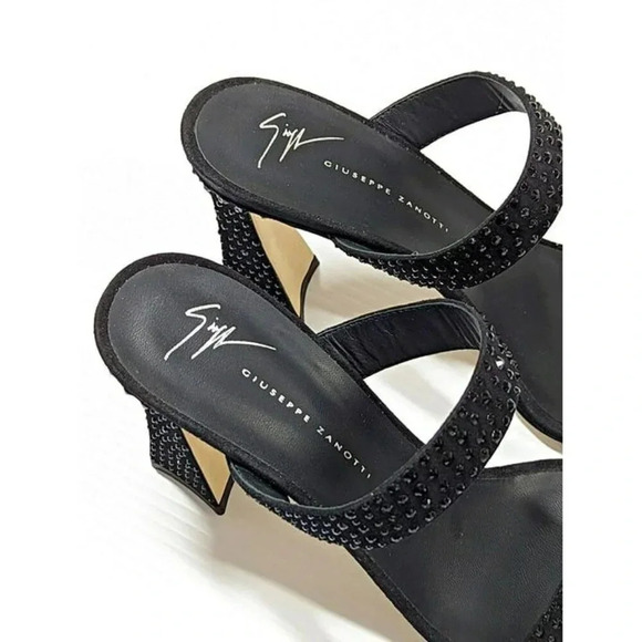 Giuseppe Zanotti Women's Vanilla Crystal Embellished Sandals Size 38 (MSRP $850) - Picture 7 of 12